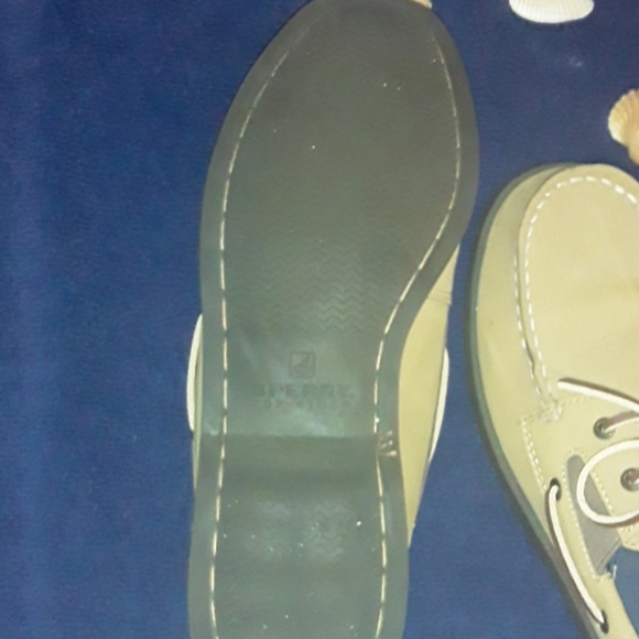 Sperry Shoes - Picture 5 of 5